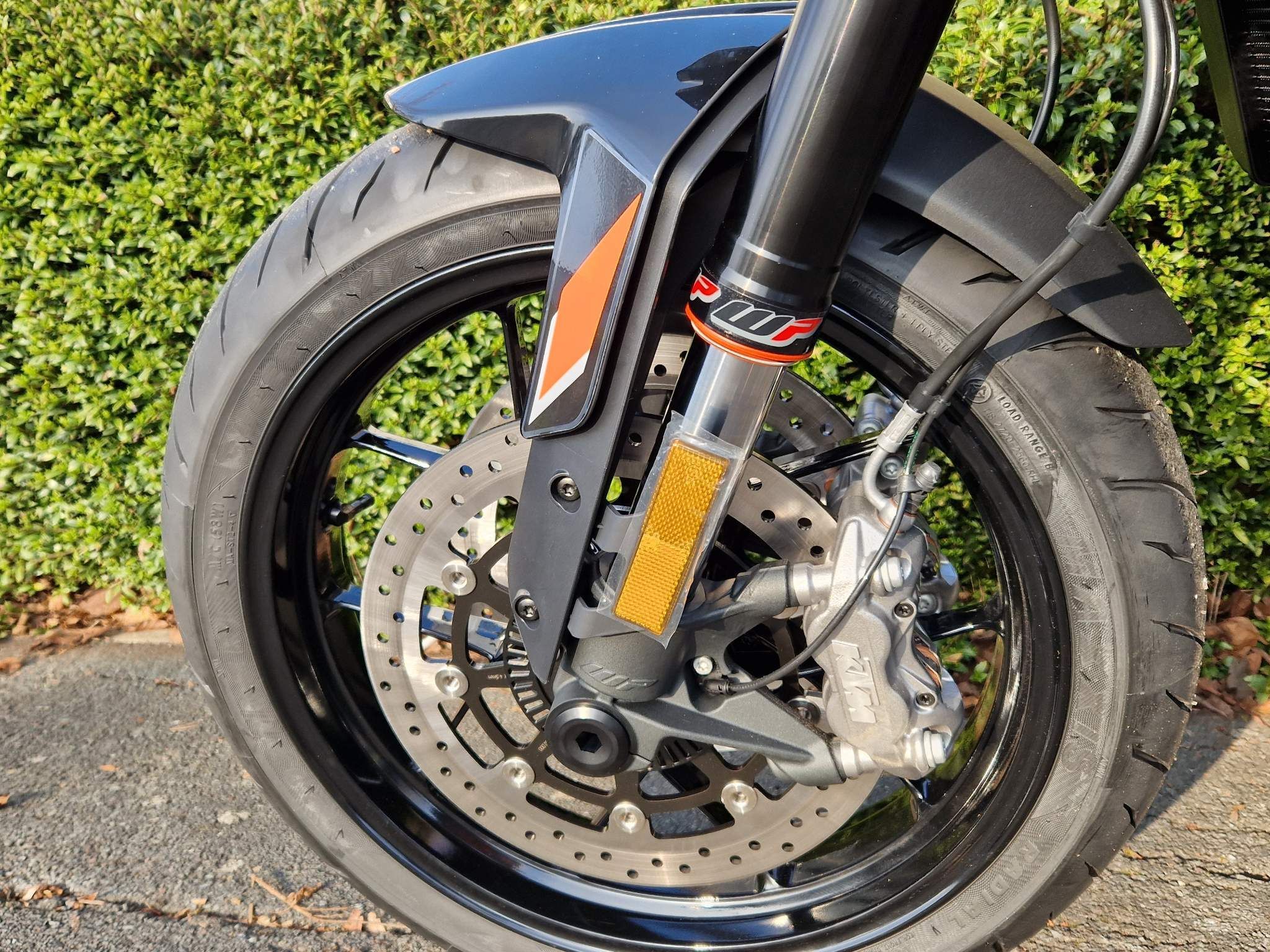 2024 KTM 790 Duke (A2)